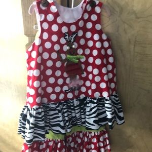 Girls Christmas outfit size 24mo EUC